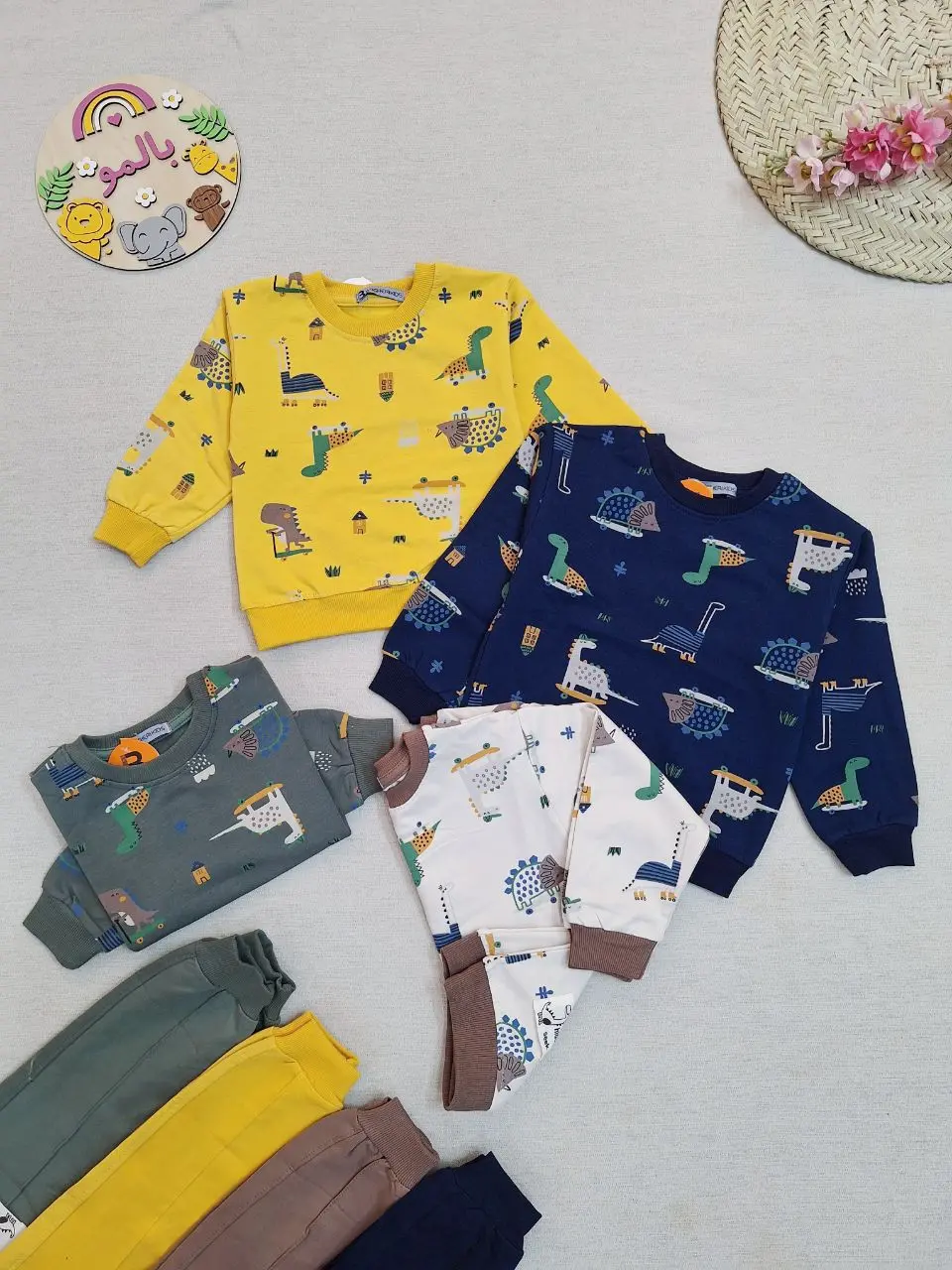 بلوز و شلوار طرح دایناسوراسکیتی